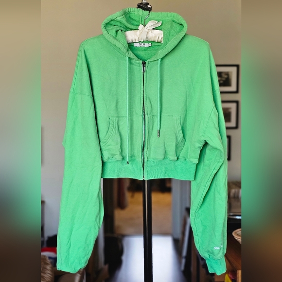 SLA The Label Green Cropped Hoodie - Picture 7 of 7